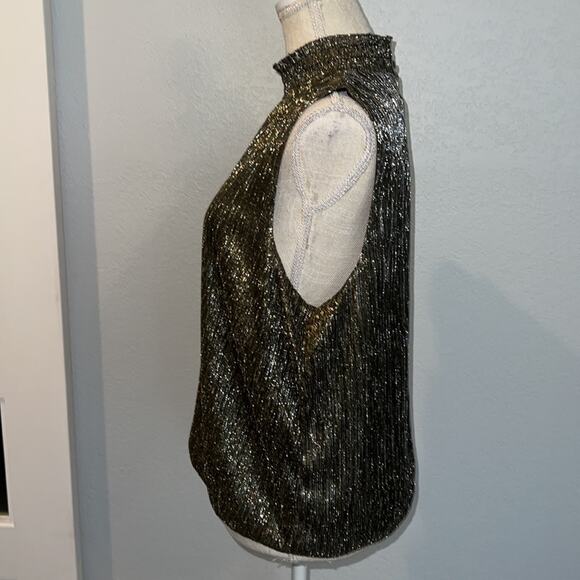 Banana Republic smocked neck, sleeveless, gold metallic blouse w/crossover back. - Picture 3 of 11